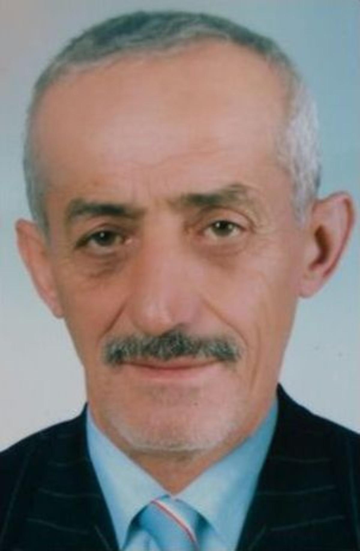 Tartıştığı Babasını 4 Yerinden Bı&ccedil;aklayarak &Ouml;ld&uuml;rd&uuml;