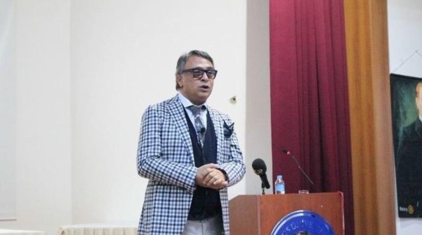 &Uuml;nl&uuml; Modacı Barbaros Şansal Toros &Uuml;niversitesi&rsquo;nde