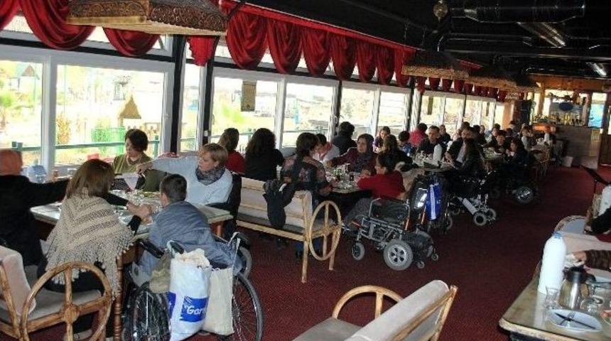 Enad Engelliler G&uuml;n&uuml;&rsquo;n&uuml; Etkinlikle Kutladı