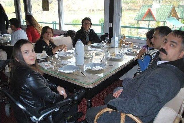 Enad Engelliler G&uuml;n&uuml;&rsquo;n&uuml; Etkinlikle Kutladı 1