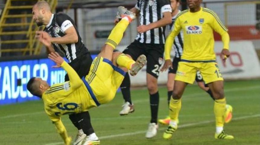 Manisaspor - Gaziantep B&uuml;y&uuml;kşehir Belediyespor: 2-0