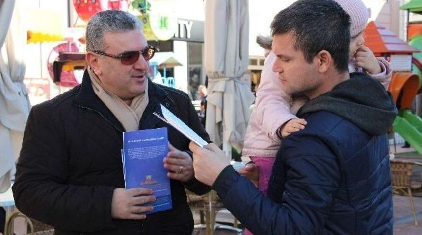 Egiad Kitap Dağıttı