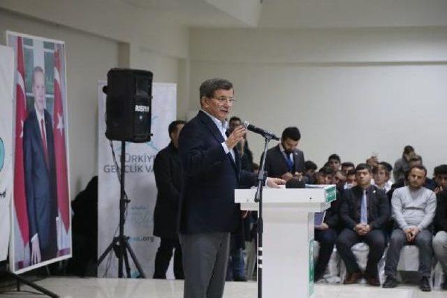 Davutoğlu’Ndan Gençlere ceviz Yiyin Tavsiyesi 1