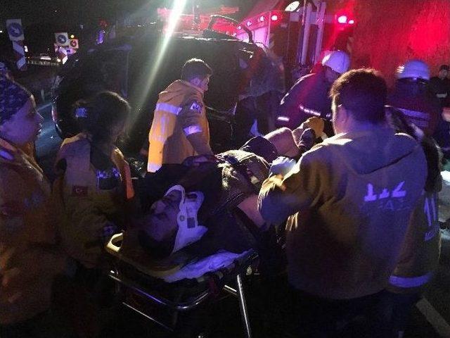 15 Temmuz Şehitler Köprü Yolunda 2 Ayrı Trafik Kazası Meydana Geldi 1