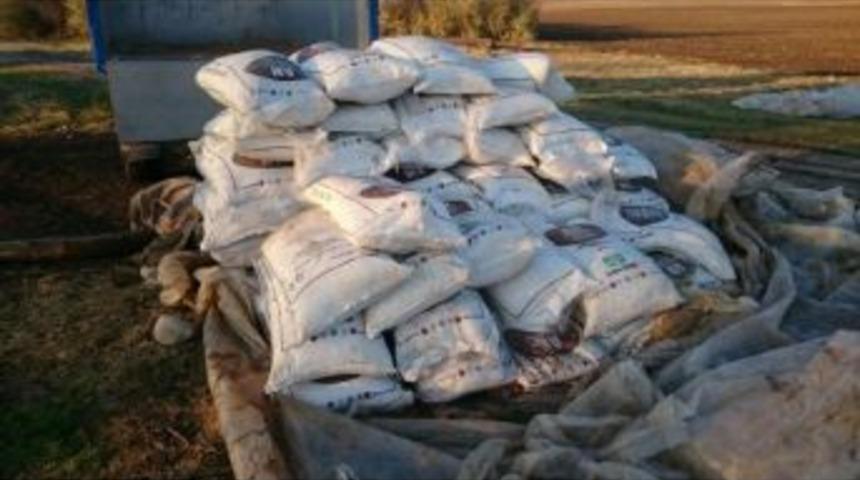 Diyarbakır'da 2.5 Ton Patlayıcı Ele Ge&ccedil;irildi