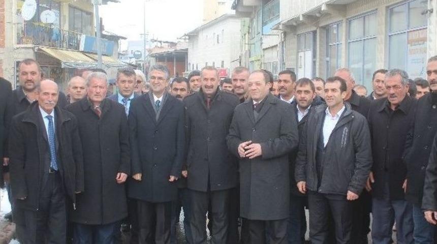 Mhp İl Teşkilatı Aşkale&rsquo;ye &Ccedil;ıkarma Yaptı