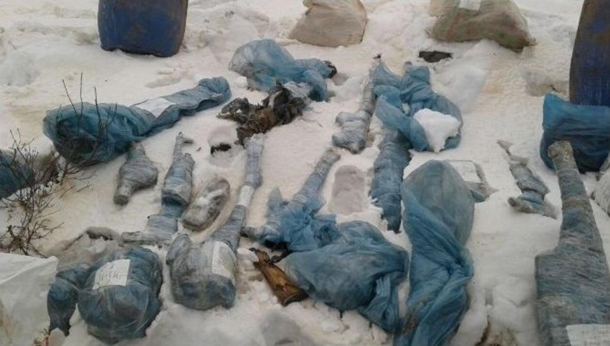 Şemdinli&rsquo;de Ter&ouml;ristlere Ait Silah Ve M&uuml;himmatlar Ele Ge&ccedil;irildi