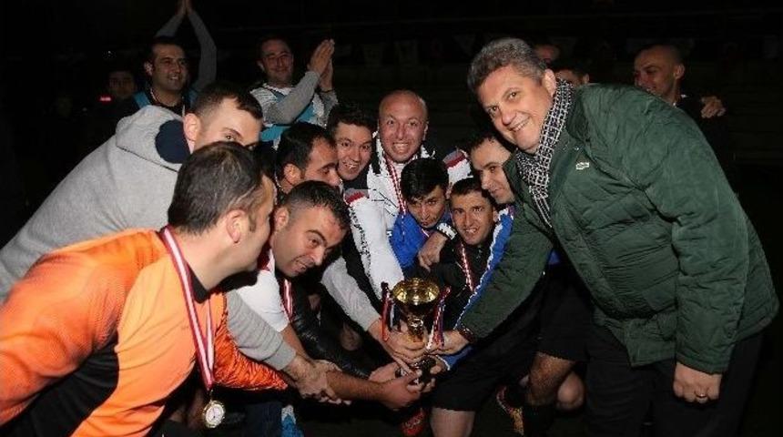 Sahada &ldquo;zabıta&rdquo; R&uuml;zgarı