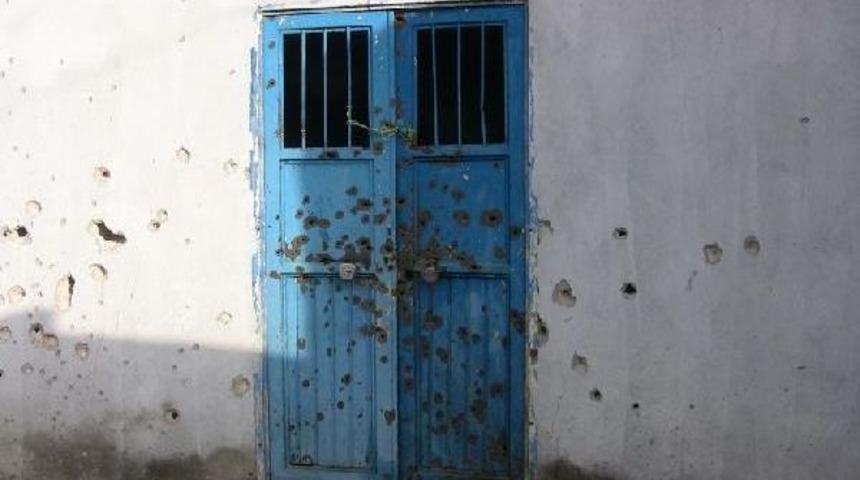 Viranşehir'de H&uuml;cre Evine Operasyon: 4 Pkk'lı &Ouml;l&uuml; (2)