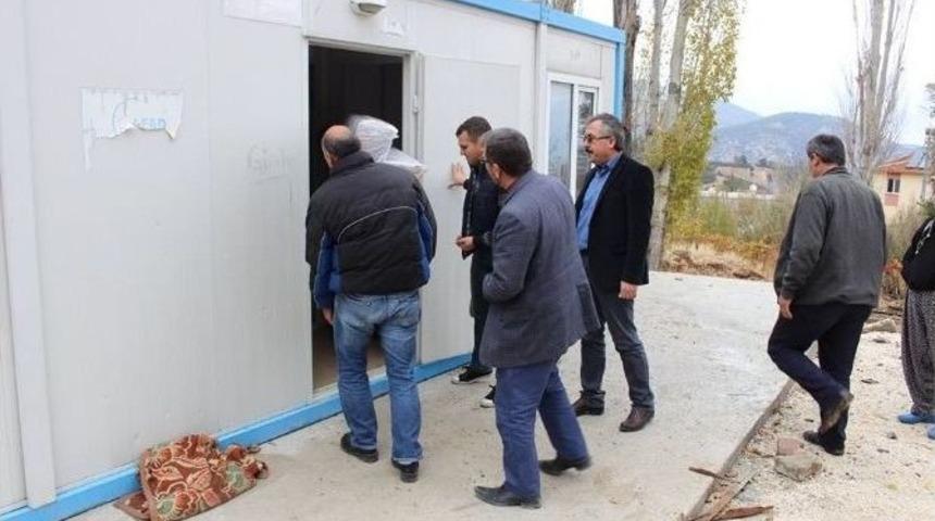 B&uuml;y&uuml;kşehir Belediyesinden İhtiya&ccedil; Sahibine Konteynır Ve Ev Eşyası Yardımı
