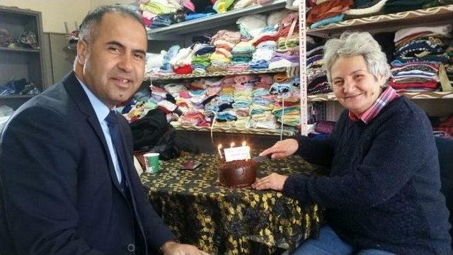 İlçe Mili Eğitim’den Şefkatli Evlere Pastalı Teşekkür