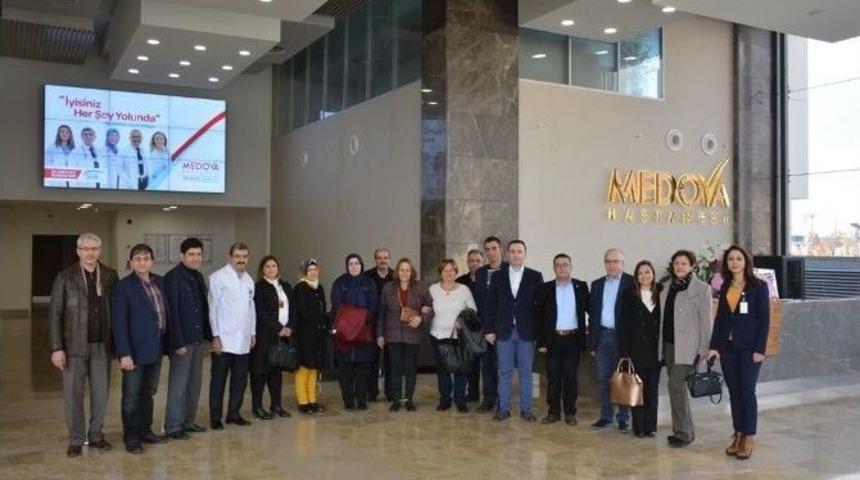 Medova Hastanesi Eczacıları Ağırladı