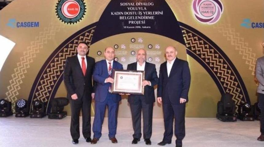 Ortahisar&rsquo;a &lsquo;kadın Dostu Belediye &Ouml;d&uuml;l&uuml;&rsquo; Verildi