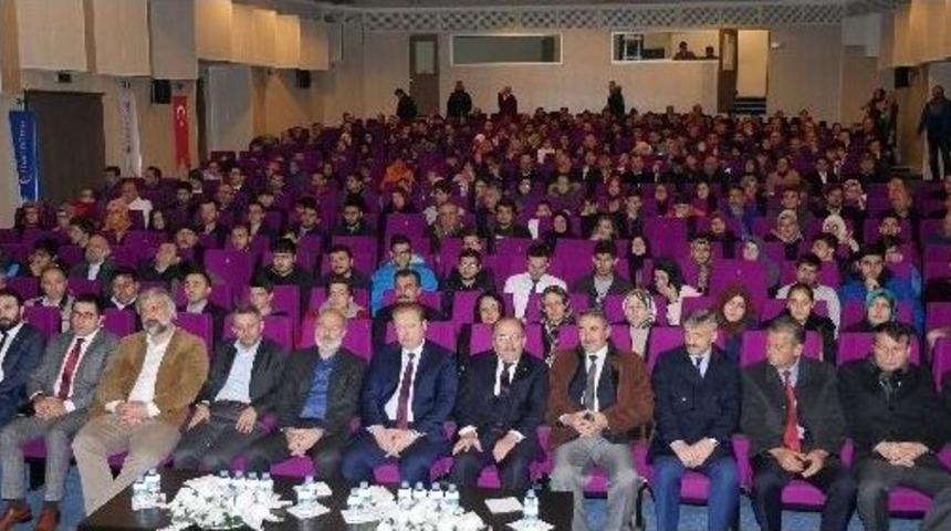 Trabzon&rsquo;da &ldquo;15 Temmuz Ve Yeniden Diriliş&rdquo; Konferansı Ger&ccedil;ekleştirildi