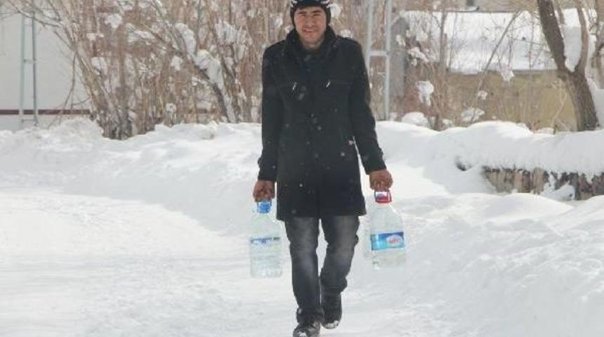 Karlıova'da Kar Esareti