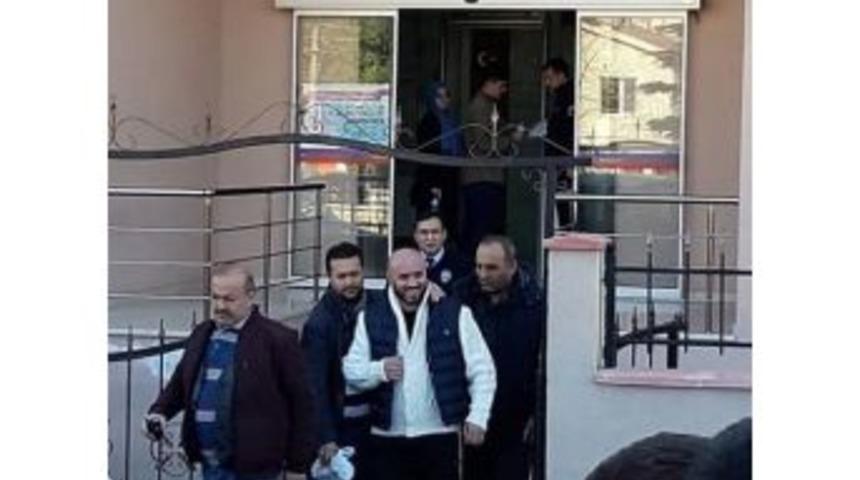 40 G&uuml;nd&uuml;r Aranan Cinayet Zanlısı Teslim Oldu