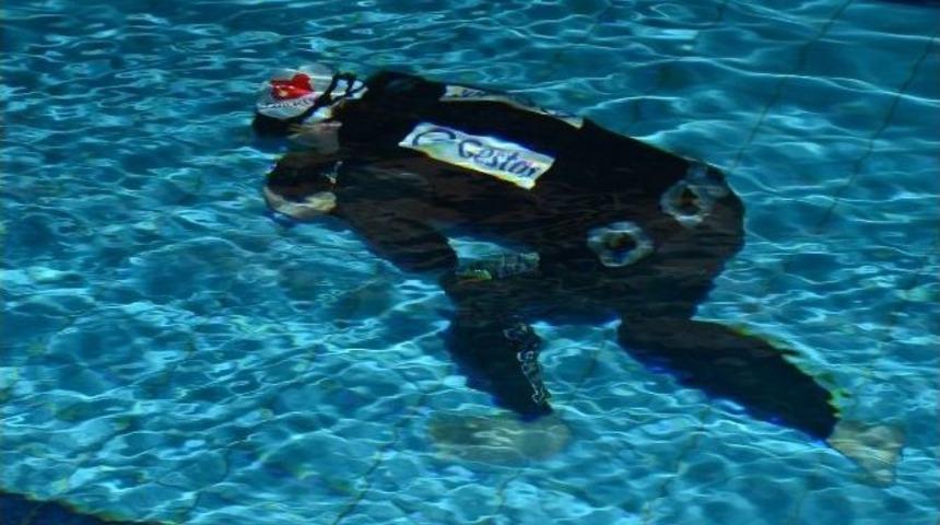 Rekoru Şehitler İ&ccedil;in Kırdı