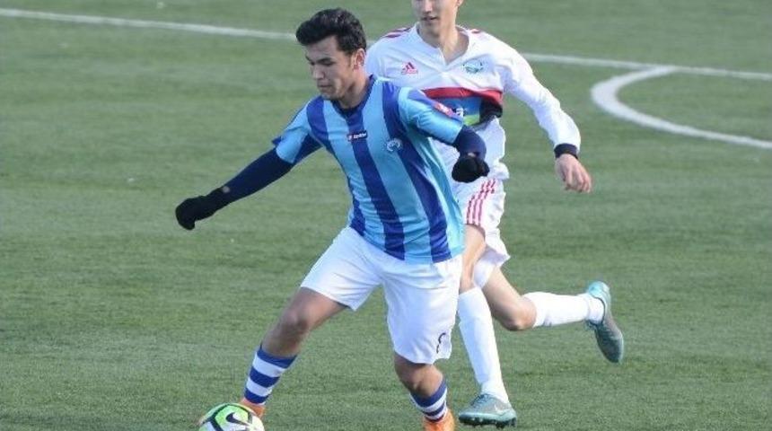 Elit Lig&rsquo;de Yıldırım&rsquo;ın Zirve Y&uuml;r&uuml;y&uuml;ş&uuml; Hız Kesmiyor