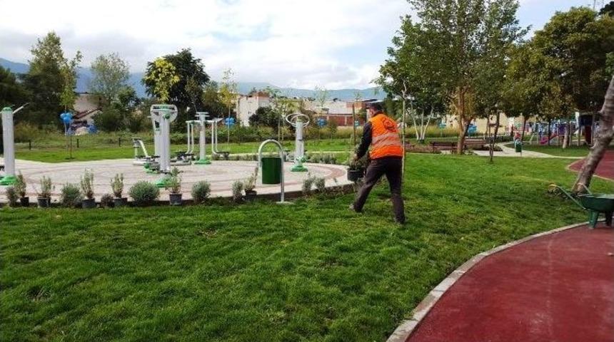 Yıldırım&rsquo;daki Parklara Kışa &Ouml;zel Bakım