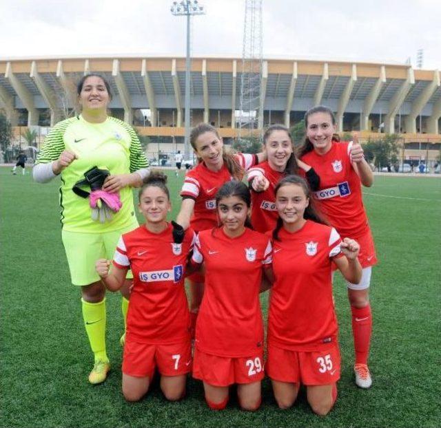 Konak Belediyespor-İlkadım Belediyesi Yabancılar Pazarıspor: 6-1