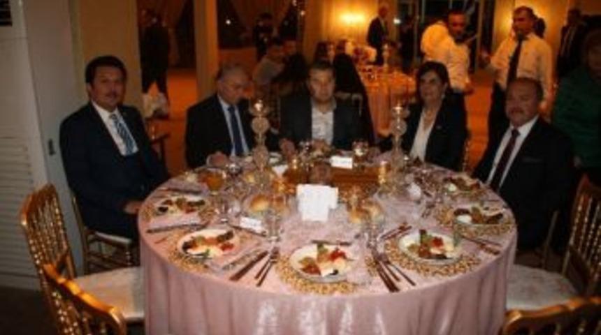 Mihalı&ccedil;&ccedil;ıklılar 26&rsquo;ncı Yıl Birlik Ve Beraberlik Yemeğinde Buluştu