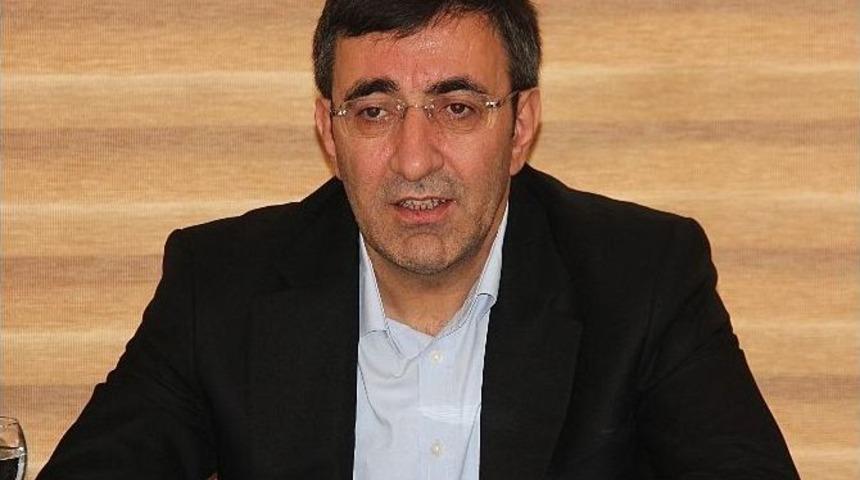 Ak Parti Genel Başkan Yardımcısı Yılmaz: &ldquo;doları Yastık Altına Koymak Abd&rsquo;ye Sıfır Faizle Kredi A&ccedil;maktır&rdquo;