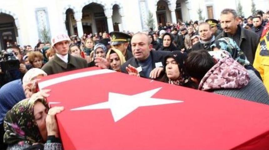 Şehidin Annesi Hatice: Canım Oğlum Senin I&ccedil;in Dik Duruyorum