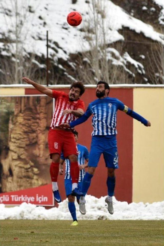 Gümüşhanespor-Sarıyer: 2-2