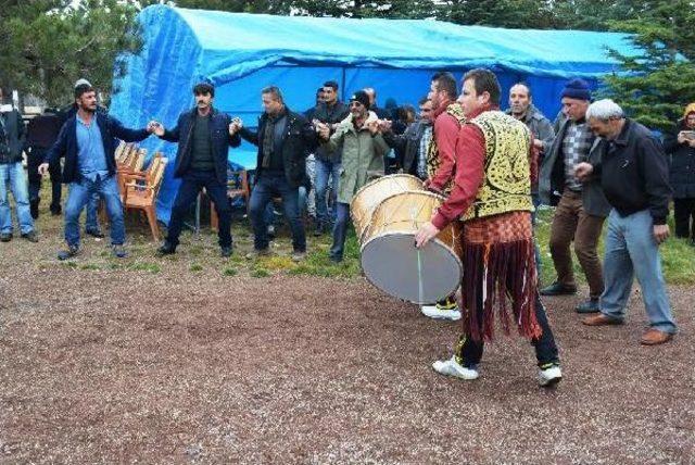 Niğde&rsquo;De,  hamsi Şenliği  D&uuml;zenlendi 2