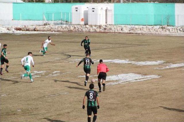 12 Bingölspor-Sakaryaspor: 1-1