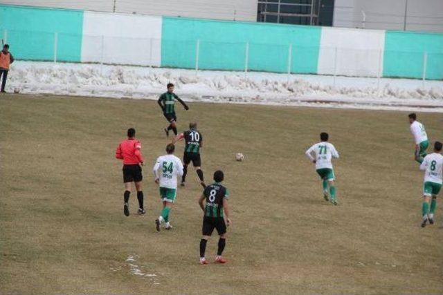 12 Bingölspor-Sakaryaspor: 1-1