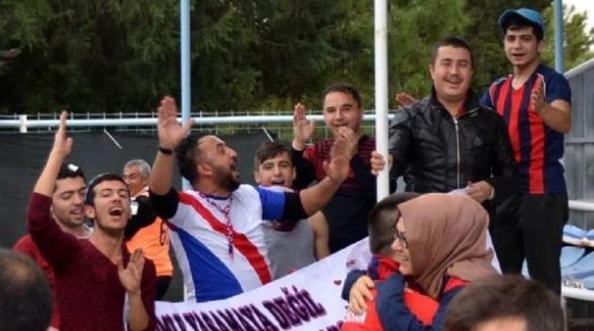 Ma&ccedil;ta S&uuml;rpriz Evlilik Teklifi