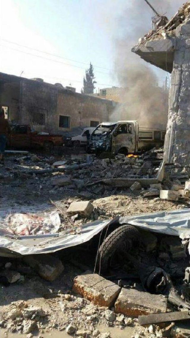 İdlib'e Hava Saldırısı: 22 Ölü, 15 Yaralı