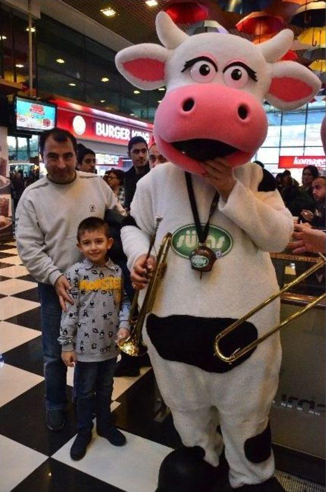 "s&uuml;taşkı Bandosu" 67 Burda Avm&rsquo;de 3