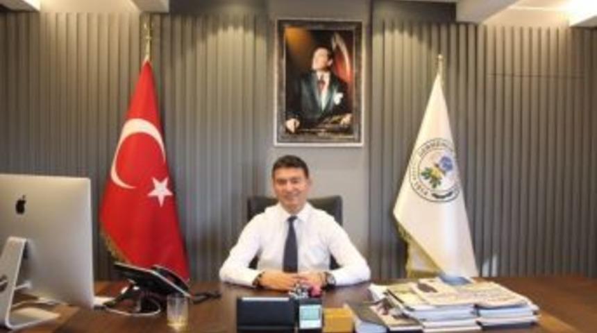 Başkan Akın; &ldquo;t&uuml;rk Kadını Haklarının Farkında Olmalı&rdquo;
