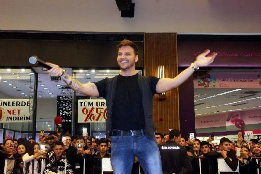 Forum Gaziantep&rsquo;te Sinan Ak&ccedil;ıl R&uuml;zgarı