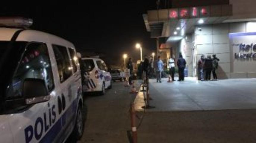 10 Kişinin Karıştığı Kavgada 3 Kişi Hastanelik Oldu