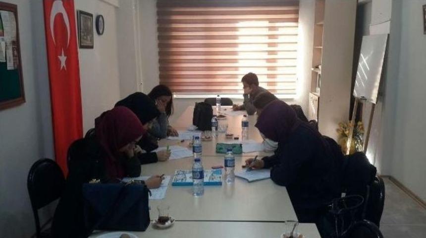 Aday &Ouml;ğretmenlere Deneme Sınavı