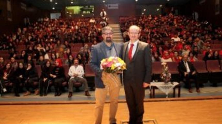 İhlas Eğitim Kurumlarında Kişisel Gelişim Seminerleri