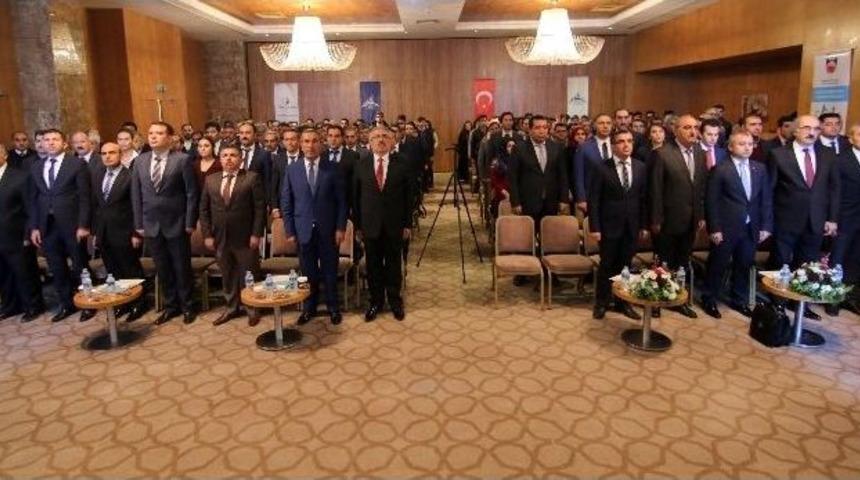 Şehitkamil&rsquo;e &lsquo;eğitimde Ve &Ouml;ğretimde Yenilik&ccedil;ilik&rsquo; &Ouml;d&uuml;l&uuml;
