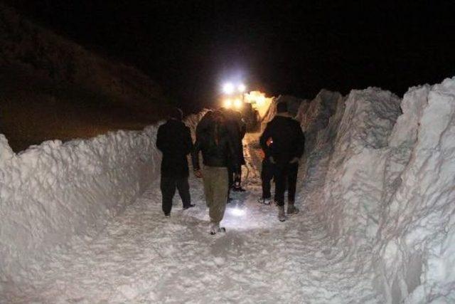 Hakkari'de Tipide Kaybolan 2 Kardeşi Afad Ekibi Buldu