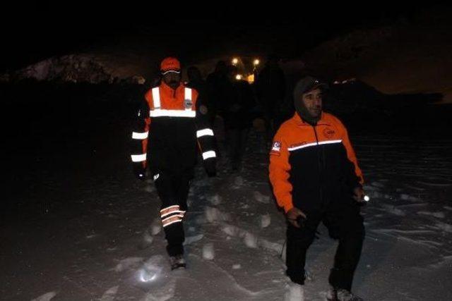 Hakkari'de Tipide Kaybolan 2 Kardeşi Afad Ekibi Buldu