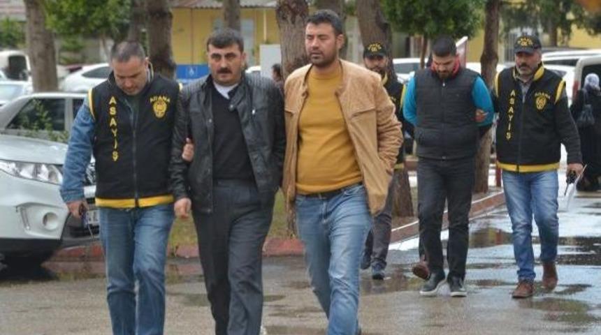 Parayı &Ouml;demeyince Tutuklandılar