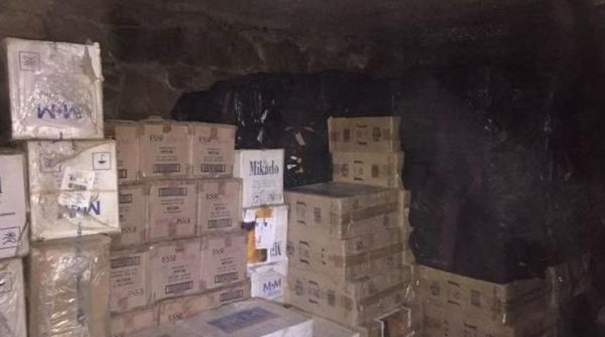 Van'da Ka&ccedil;ak Sigaraya 1 Tutuklama