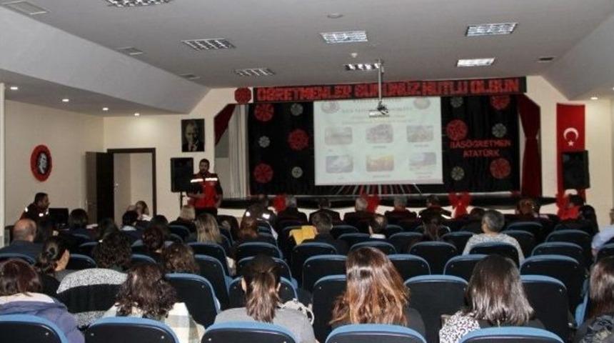 &Ouml;ğretmenlere Afet Bilin&ccedil;lendirme Eğitimi