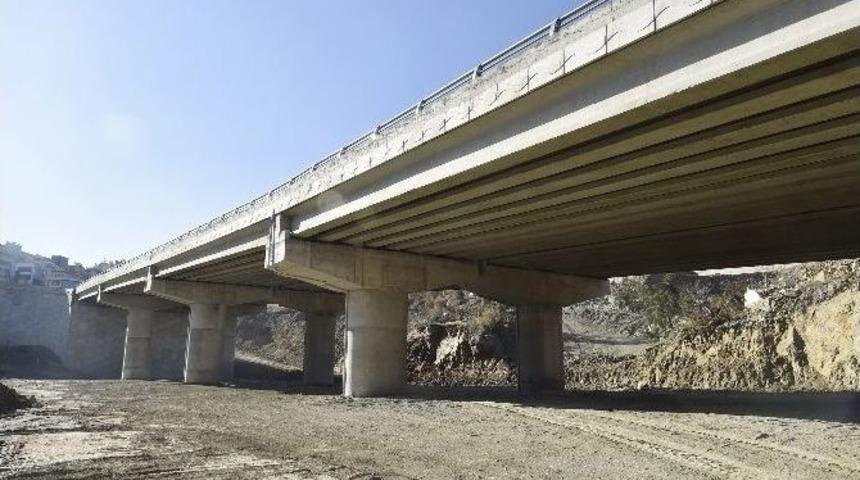 G&uuml;neypark&rsquo;ta Yeni Yollar Yapılıyor