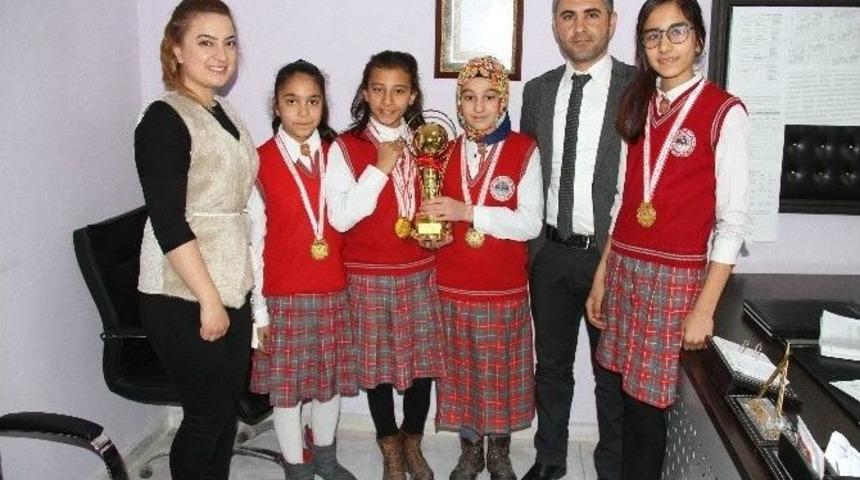 Cumhuriyet Ortaokulu &Ouml;ğrencilerinden B&uuml;y&uuml;k Başarı