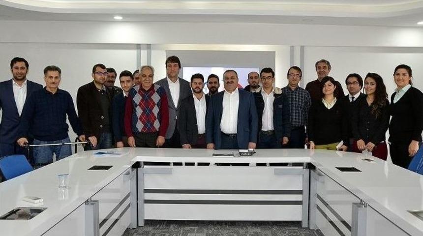 Dicle Elektrik Engelli &Ccedil;alışanlarını Unutmadı