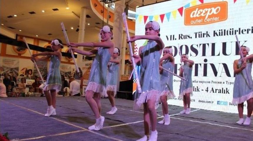 7. Rus Ve T&uuml;rk Dostluk Festivali Sona Erdi