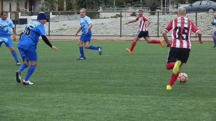 Fo&ccedil;a Masterler, Aliağag&uuml;c&uuml; Masterler&rsquo;i 3 Golle Yendi